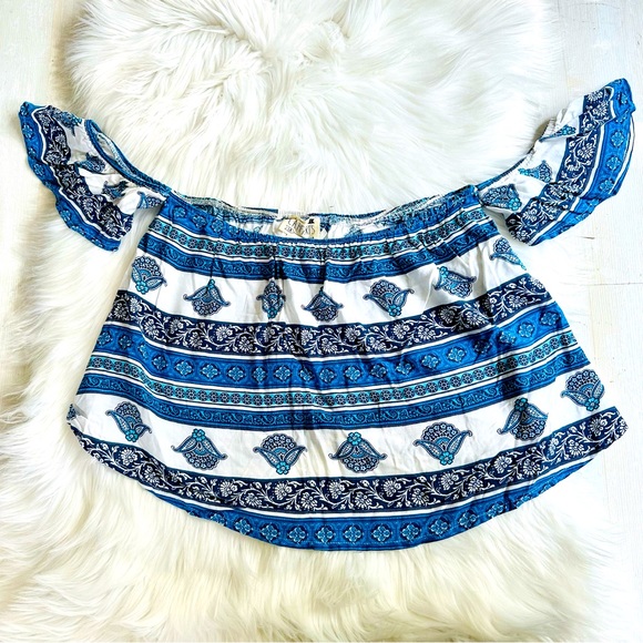 3x$25 L.A. Hearts Blue Off the Shoulder Cold Shoulder Loose Cropped Top, Medium - Picture 1 of 5